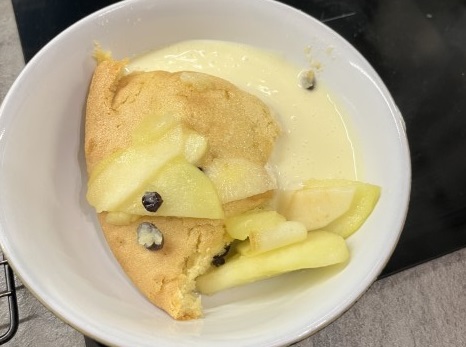 Eve’s pudding and&nbsp;custard